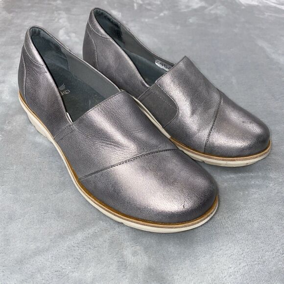 DANSKO Julia Wedge Metalic Pewter Women's Size 30 / US 8 - Picture 1 of 10